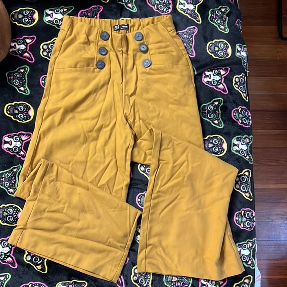 Zara cropped trousers - Picture 1 of 5